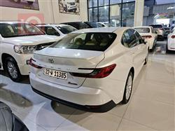 تۆیۆتا کامری